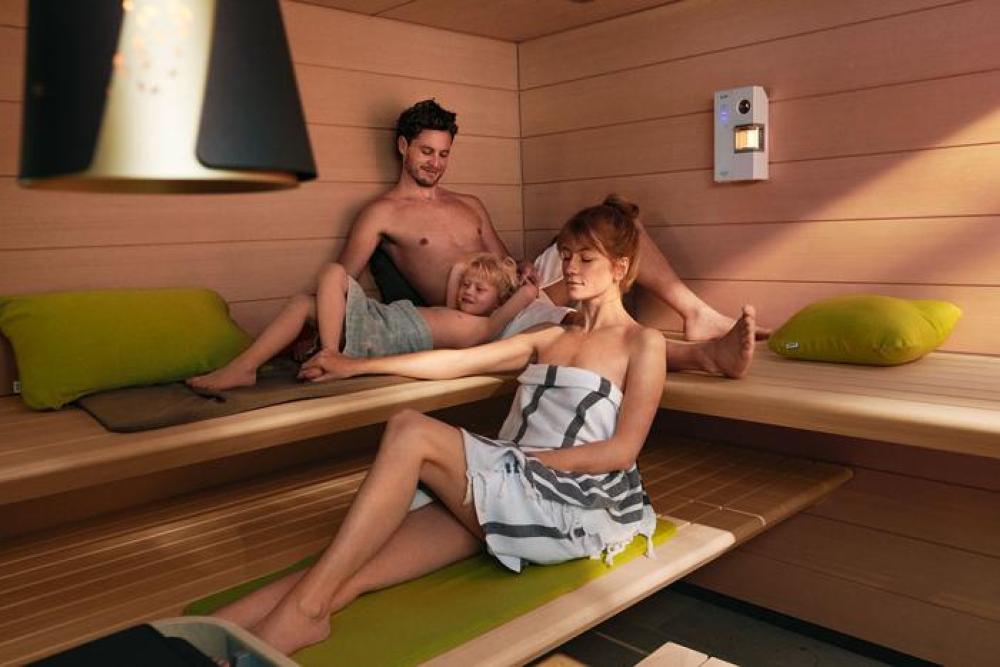 Klafs_aura_microsalt_romeo_mollis_hamam_oriental_kilt_frau_mann_kind_entspannen.jpg 